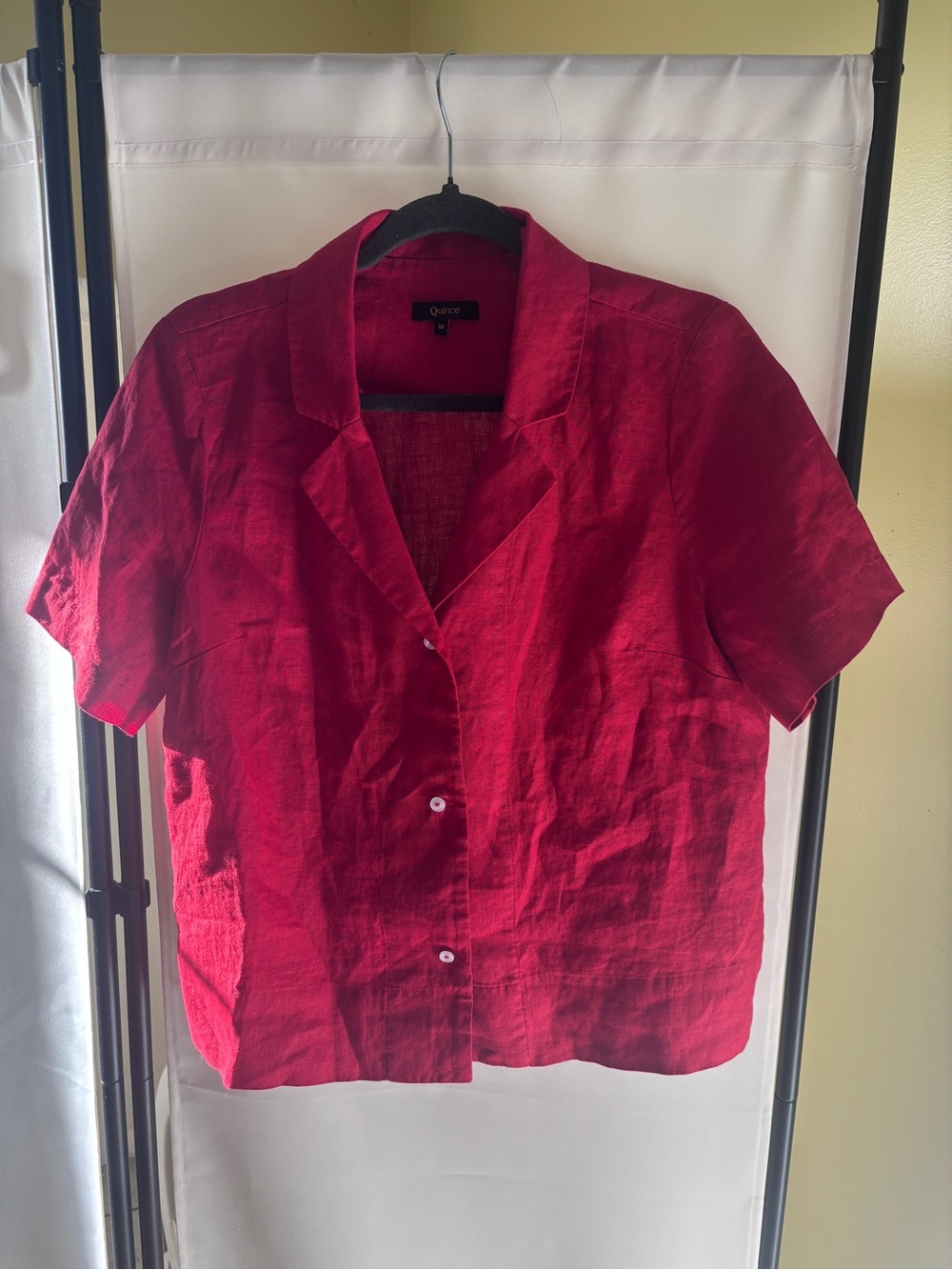 Quince Red Short-Sleeve 100% Linen Button-Up Top